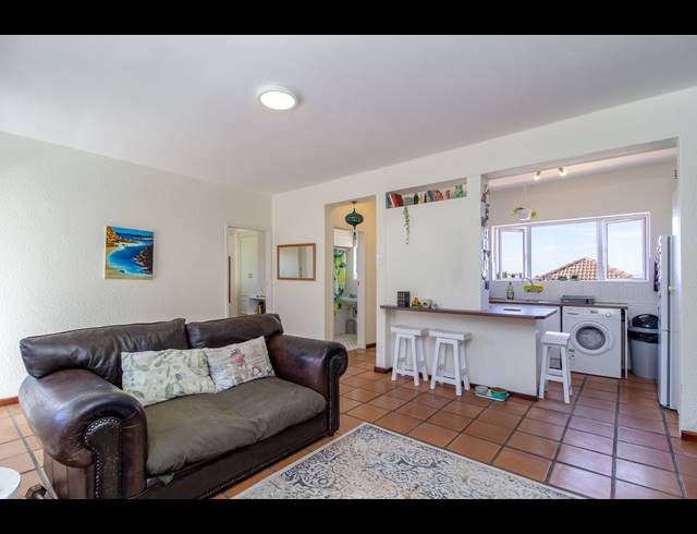 1 BEDROOM APARTMENT FOR SALE IN VREDEHOEK